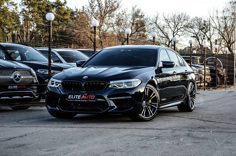 Седан BMW M5 2018 в Києві