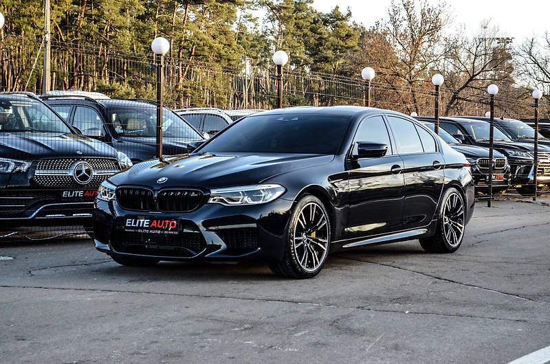 Седан BMW M5 2018 в Києві