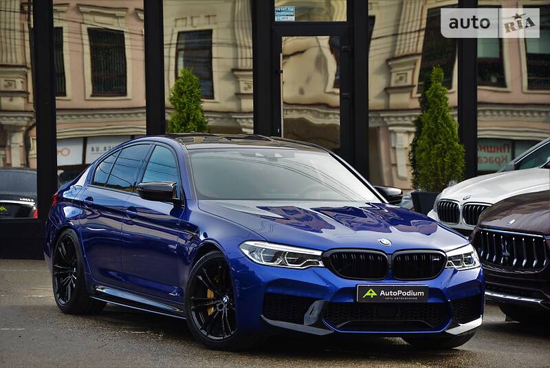 Седан BMW M5 2019 в Киеве