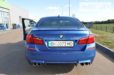 Седан BMW M5 2012 в Одессе