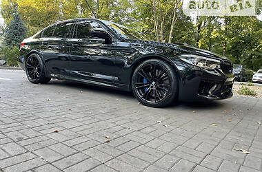 Седан BMW M5 2018 в Києві