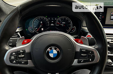 Седан BMW M5 2019 в 