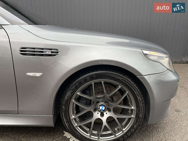 Седан BMW M5 2008 в Киеве