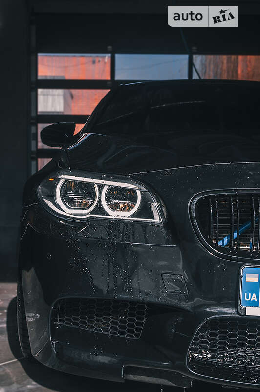 Седан BMW M5 2013 в Дніпрі