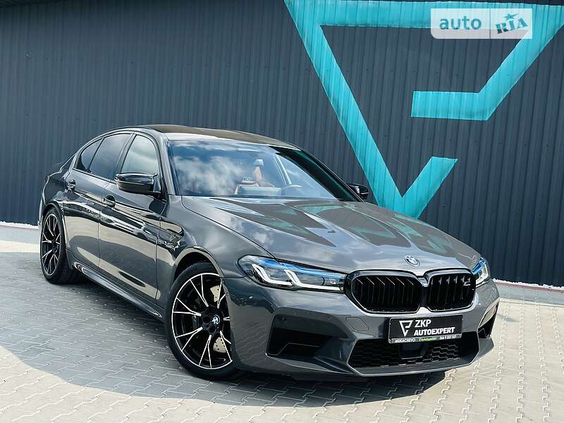 Седан BMW M5 2021 в 