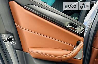 Седан BMW M5 2021 в 