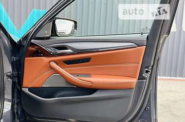 Седан BMW M5 2021 в 