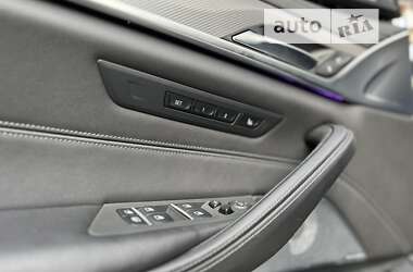 Седан BMW M5 2020 в 