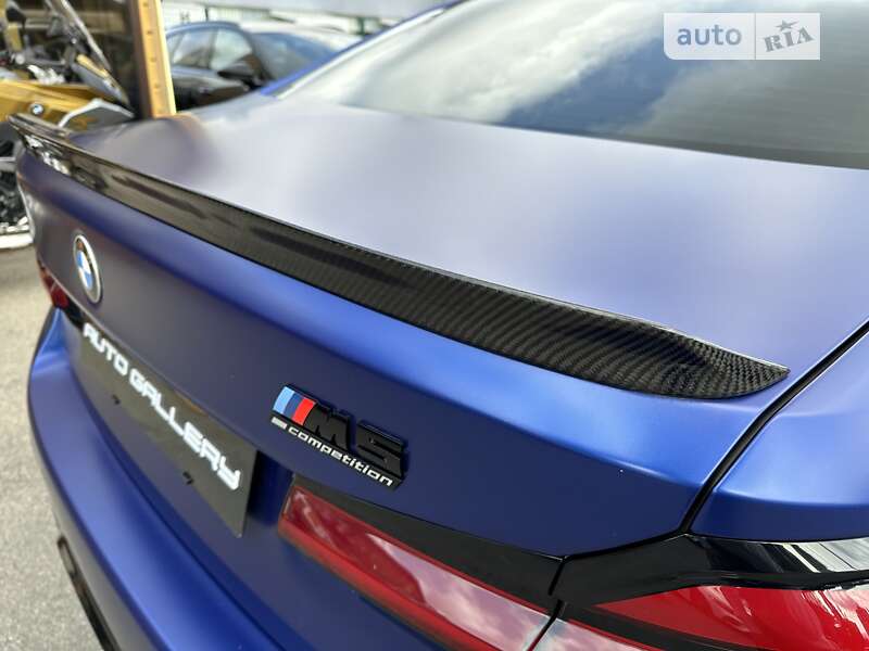 Седан BMW M5 2018 в Киеве