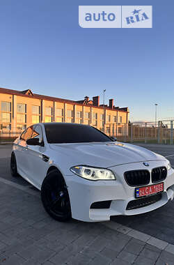 Седан BMW M5 2015 в Ивано-Франковске