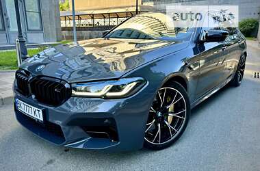 Седан BMW M5 2020 в Киеве