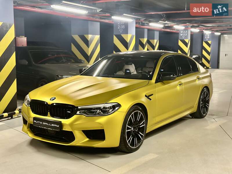 Седан BMW M5 2018 в Києві