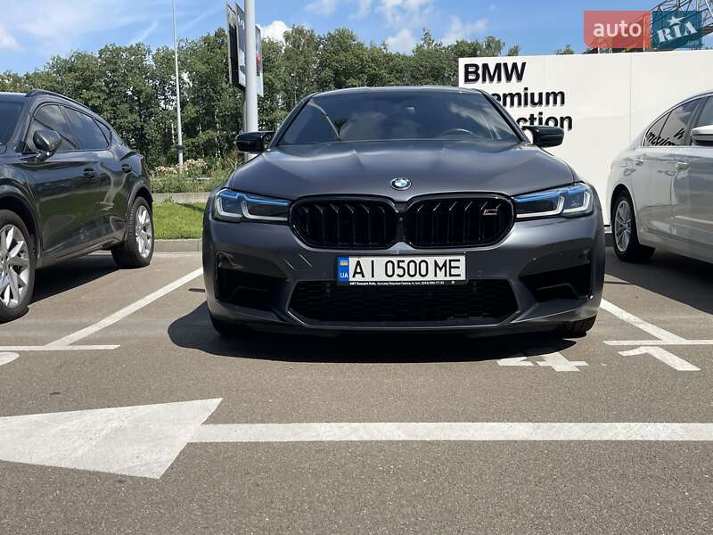 Седан BMW M5 2018 в Киеве