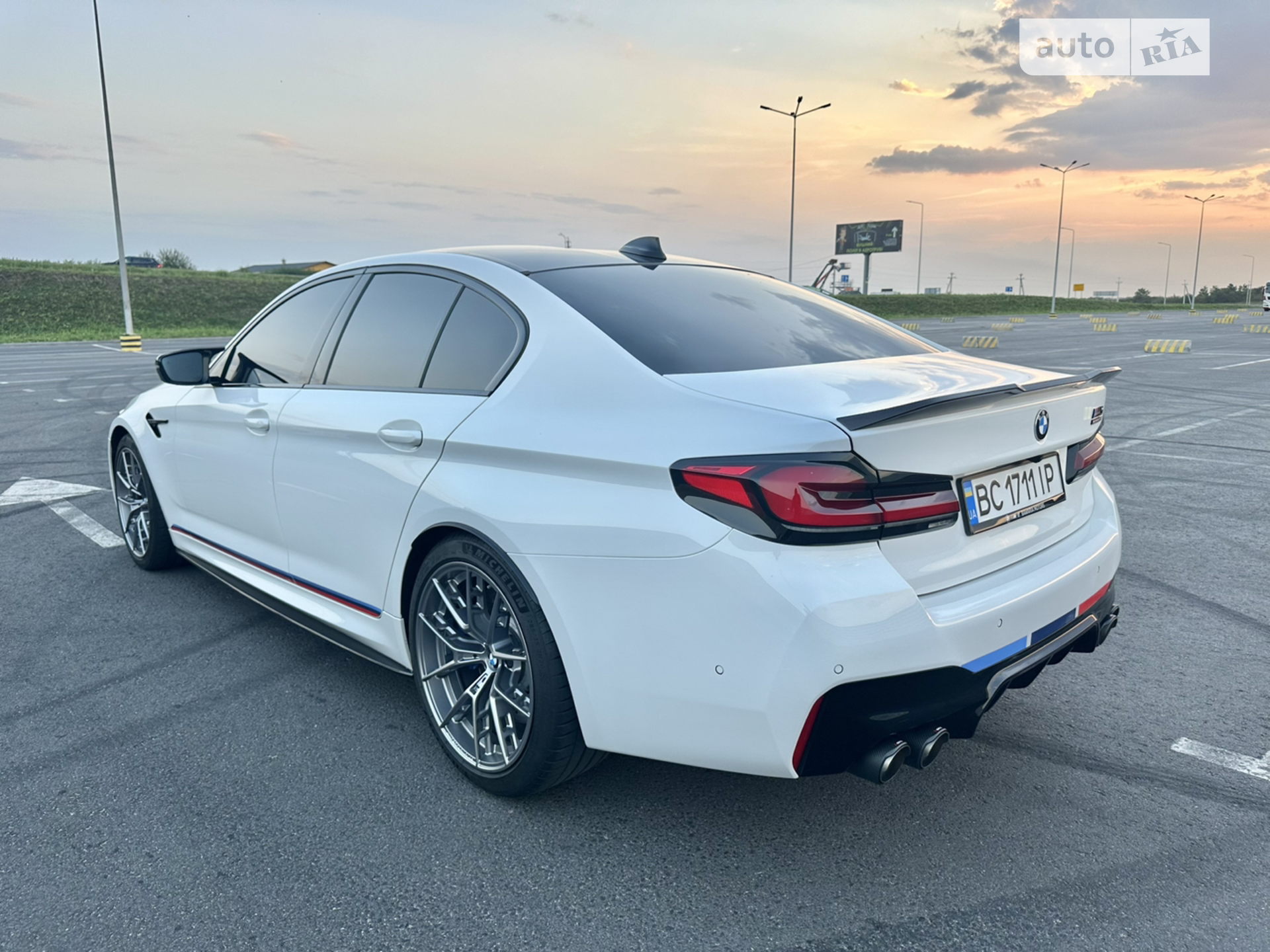 2021 BMW M5 - мініатюра 3