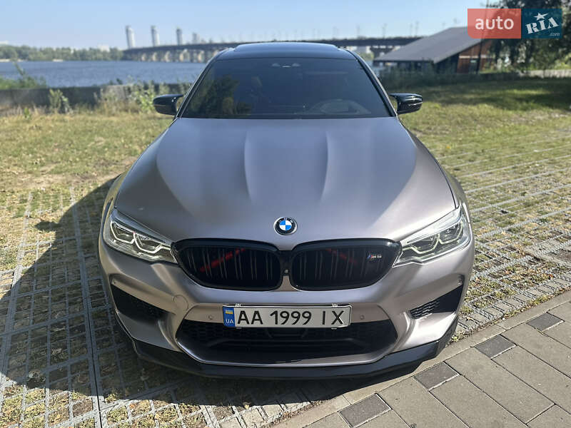Седан BMW M5 2018 в Києві