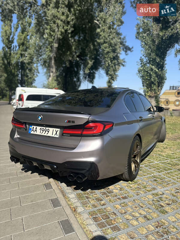 Седан BMW M5 2018 в Києві