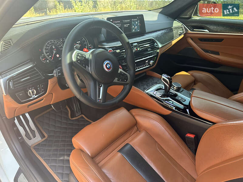 Седан BMW M5 2018 в Києві