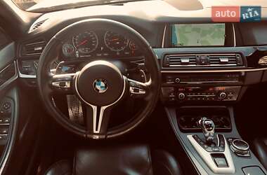 Седан BMW M5 2012 в 