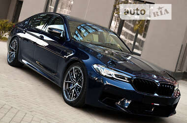 Седан BMW M5 2021 в Киеве