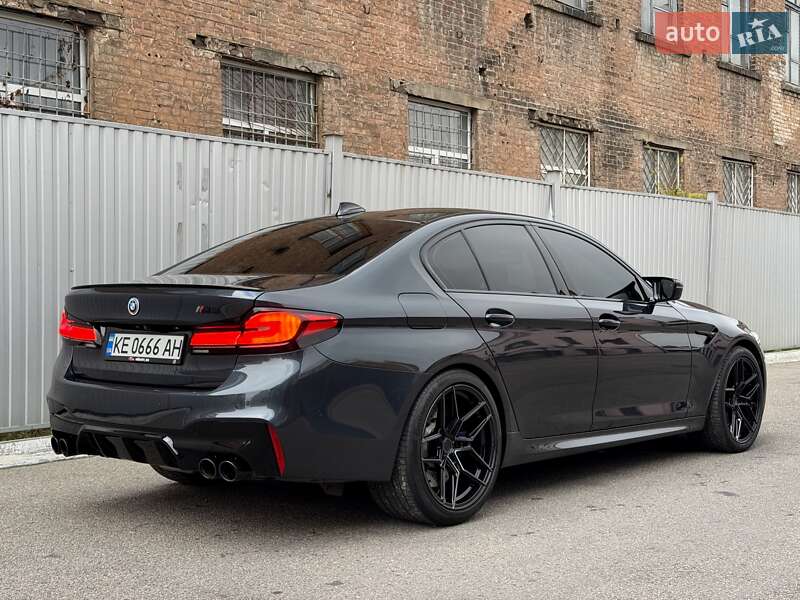 Седан BMW M5 2018 в Днепре