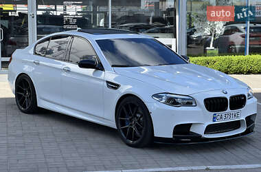 Седан BMW M5 2013 в Черкасах