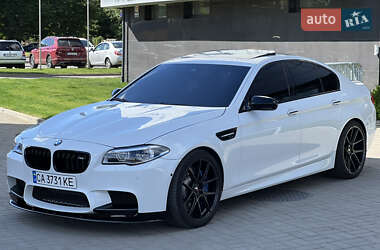 Седан BMW M5 2013 в Черкасах