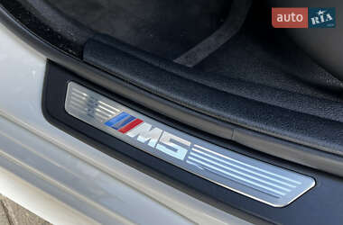 Седан BMW M5 2013 в Черкасах