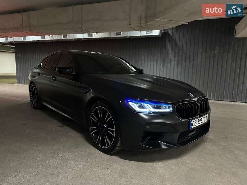 Седан BMW M5 2018 в Киеве