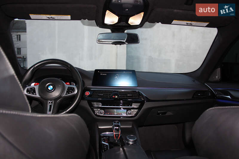 Седан BMW M5 2020 в Хмельницком
