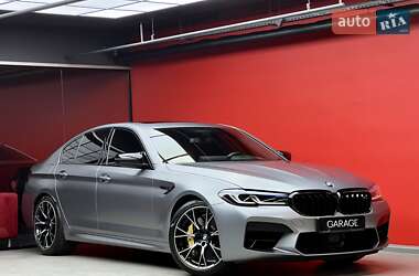Седан BMW M5 2020 в 