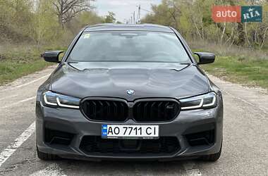 Седан BMW M5 2021 в 