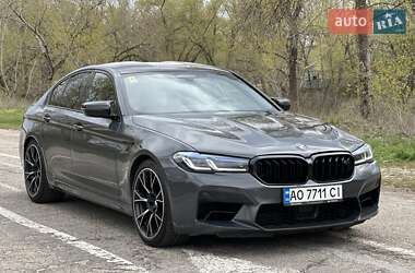 Седан BMW M5 2021 в 