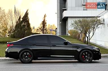 Седан BMW M5 2022 в 