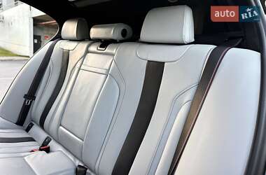 Седан BMW M5 2022 в 
