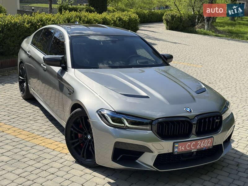 Седан BMW M5 2020 в 