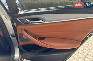 Седан BMW M5 2020 в 