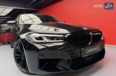 Седан BMW M5 2019 в 