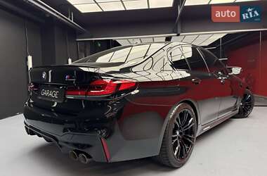 Седан BMW M5 2019 в 