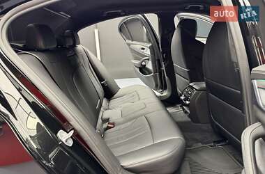 Седан BMW M5 2019 в 