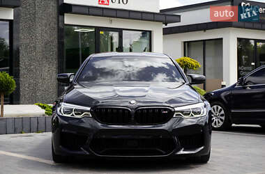 Седан BMW M5 2019 в Ужгороде