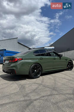 Седан BMW M5 2019 в 