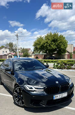 Седан BMW M5 2018 в 