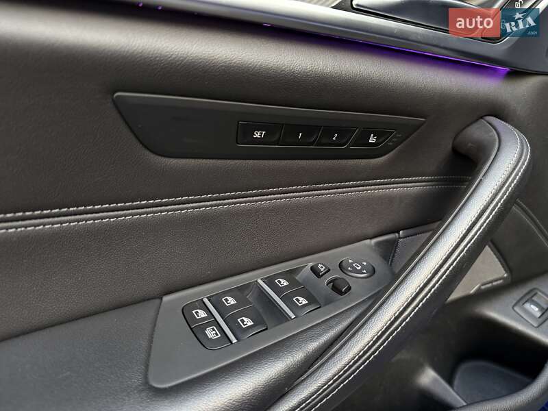 Седан BMW M5 2019 в Киеве