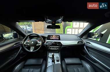 Седан BMW M5 2019 в 