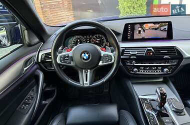 Седан BMW M5 2019 в 