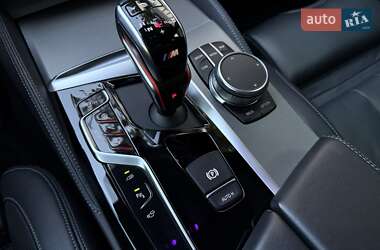 Седан BMW M5 2019 в 