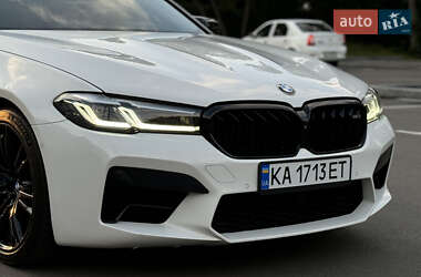 Седан BMW M5 2020 в 