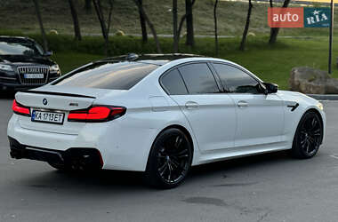 Седан BMW M5 2020 в 