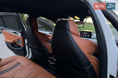 Седан BMW M5 2020 в 