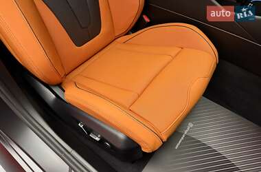 Седан BMW M5 2025 в 